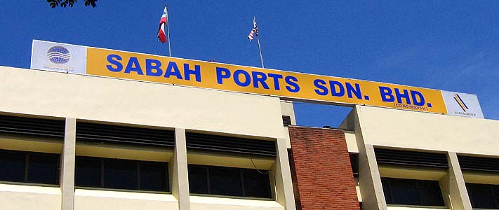 Tawau Port gets new reachstacker