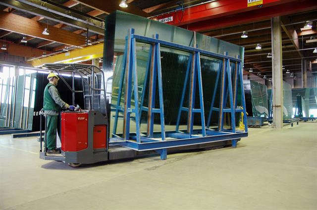 Glass Stillage Transport