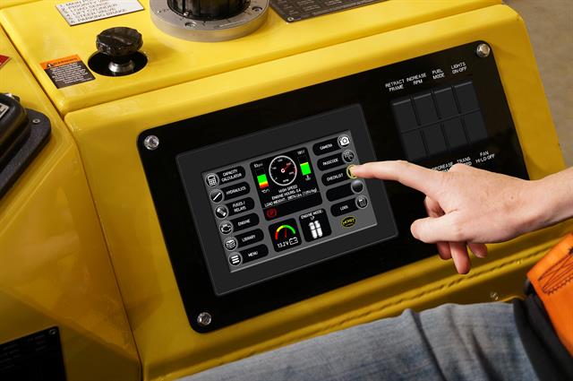 Display provides all necessary information right at the operator's fingertips