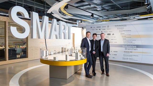 Jeff Moss, Barbara Wladarz and Jan Vercammen