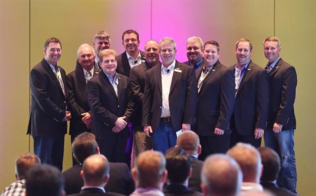KION presents dealer awards