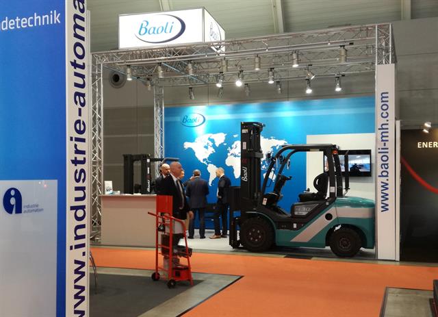 Baoli exhibited at Logimat its diesel forklift KB30 and the electric truck KBET15.