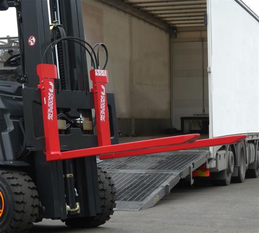 Handling two pallets at a time reduces the lift truck journeys and handling time by 50%.
