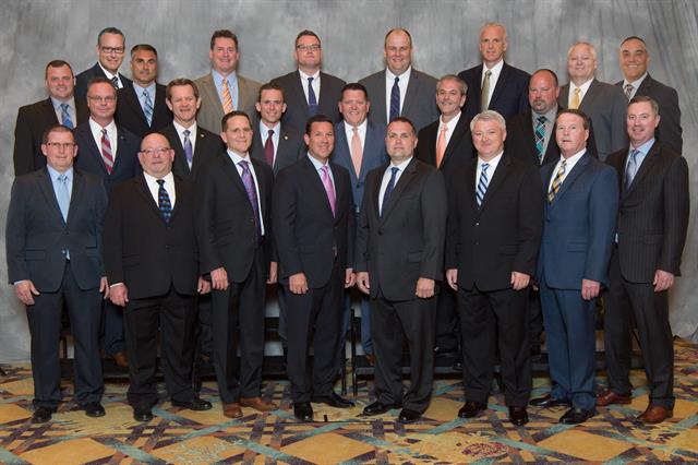 Crown's awarded dealers celebrate their achievements.