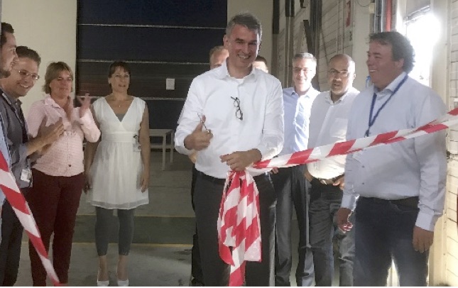 Hans Seijger opening the new facility.