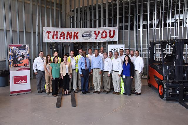 KION North America employees with U.S. Representatives Jim Clyburn and Rep. Mark Sanford.