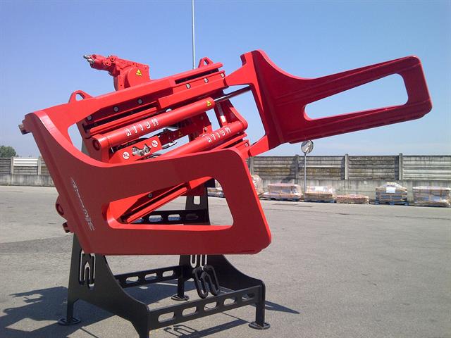 A.T.I.B. 360° Rotating Bale Clamp type 301.474.131