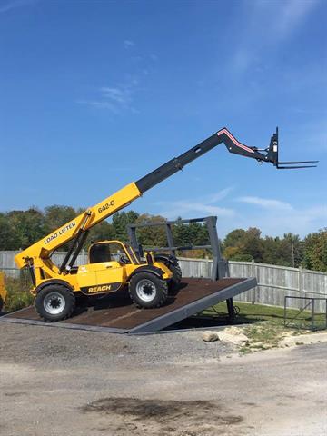 Load Lifter Reach 642-G Being Tested on the Tilt Table