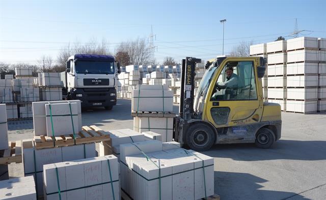 Brick factory chooses Hysters