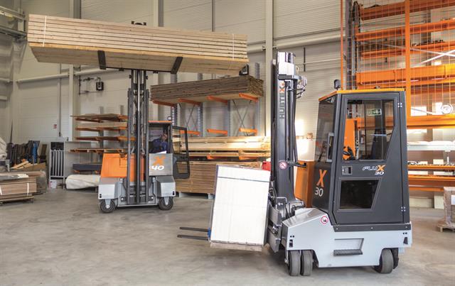 HIT3 is fitted as standard in all of Hubtex's electric multidirectional sideloaders