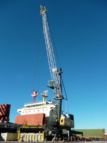 The new LHM 420 will be the eighth mobile harbour crane Qube has ordered from Liebherr.