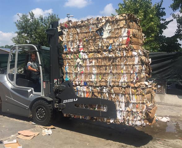 Silver Line Bale Clamp in the Waste Paper Industry