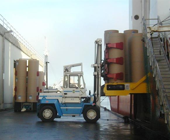 Heavy harbour roll handling