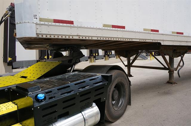 Hoist Liftruck Displays Hoist T-Series at MODEX