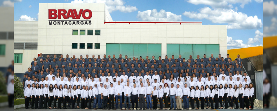 Bravo Montacargas received the President's Award,