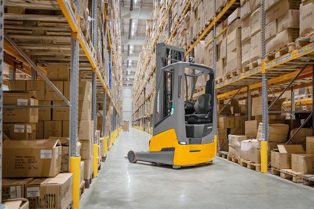 Jungheinrich's ETV 216i reach trucks reach America