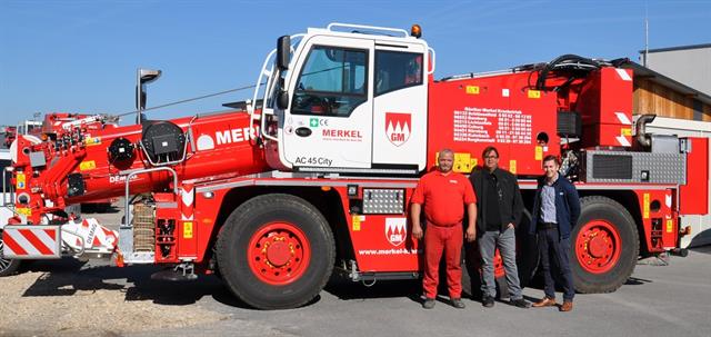 Oliver Lieb and Günther Merkel (Merkel) and Thomas Keckeis (Terex Cranes).