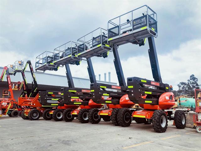 Coates Hire takes delivery of 10 Manitou AWPs