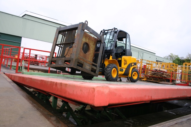 JCB plan further push into Australia for the Teletruk