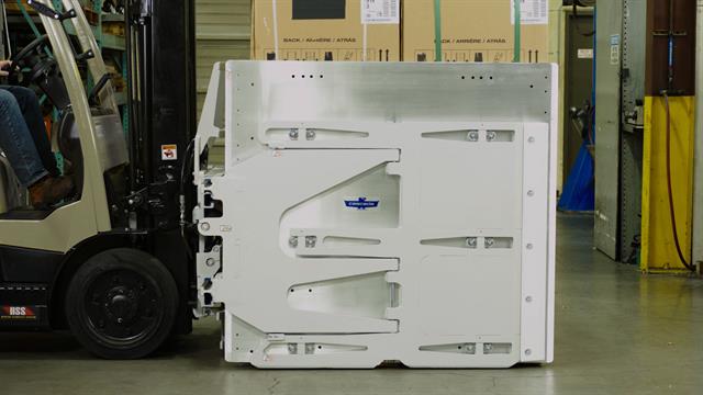 Cascade J-Series Carton Clamp