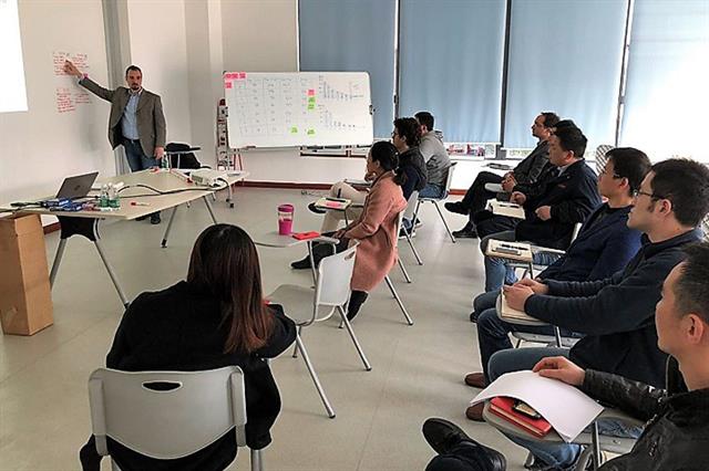 Roberto Brusamonti met our Colleagues in Wuxi, P.R.C.