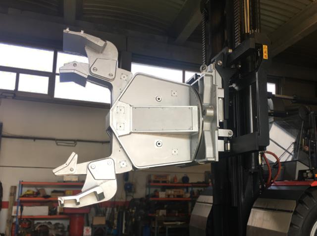 Cascade Forging Manipulator