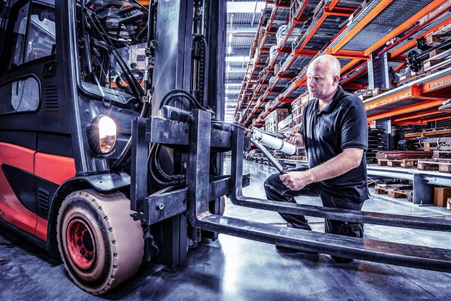 Choose from OEM parts or high-quality identical parts. We always have the right solution!