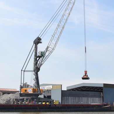Liebherr LHM 420