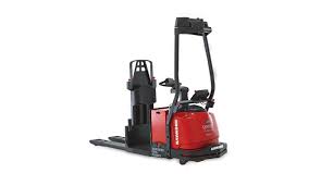 Raymond Courier AGV 3010 pallet truck