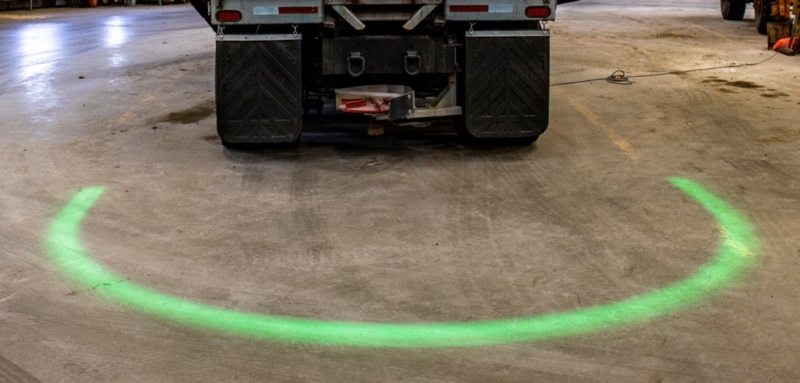 Semicircular warning line of model 777 on a truck.