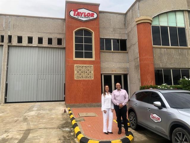 Marking the opening of Taylor de Colombia