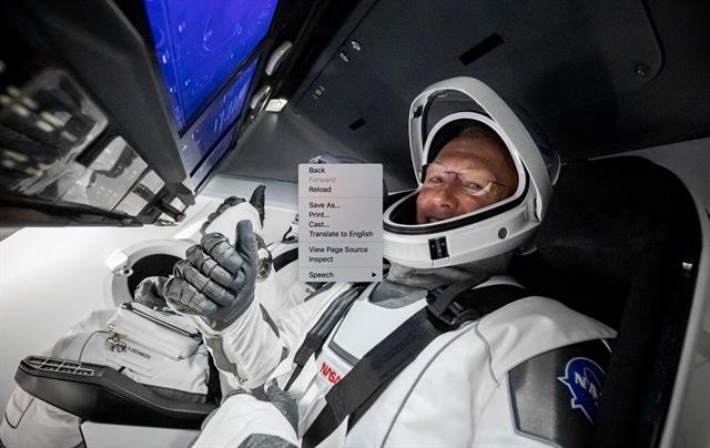 If I took a one-day astronaut course ...<br />PHOTO: SPACEX