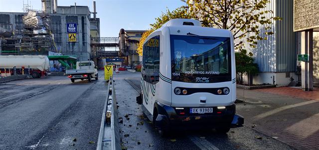 EasyMile technology in use for the SAE level 4 mobility operation