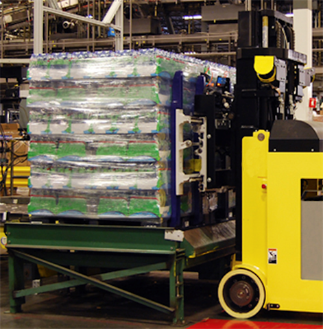 Cascade multiple load handler on an AGV