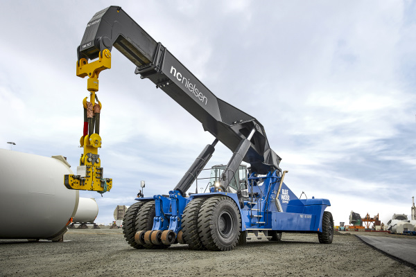 Heavy-duty reach stackers from NC Nielsen