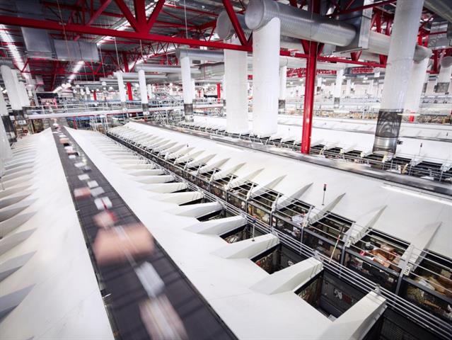 Australia Post's Melbourne sorting facility
