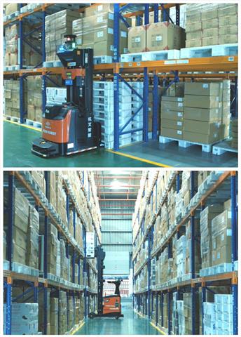Reach Truck AGVs & Stacking AGVs for Ningbo Blue Dragon Logistics