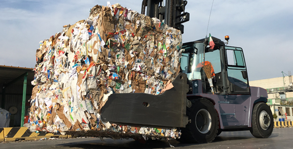 Bolzoni Auramo is always improving bale handling, keeping safety at the highest standards.