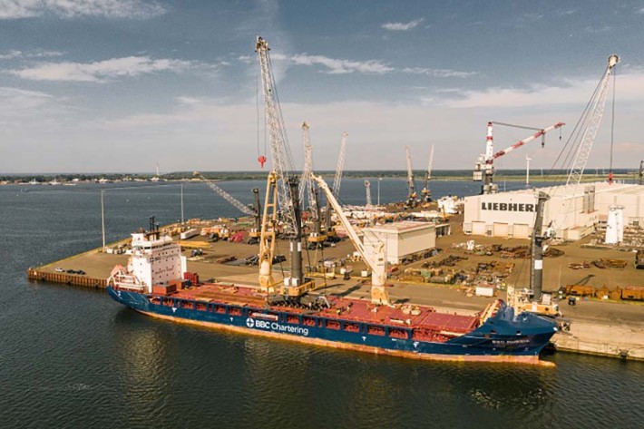 Loading Liebherr's 1,300th maritime crane