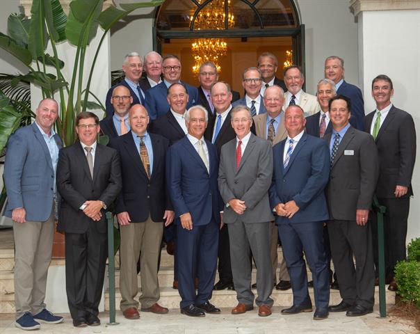 Yale honours dealers