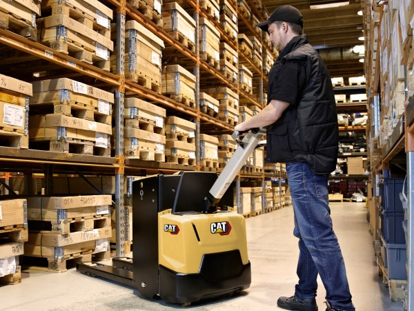 CAT Lift Trucks pallet jack