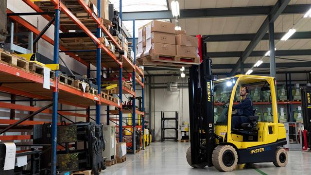 Hyster's new models have integrated lithium-ion batteries