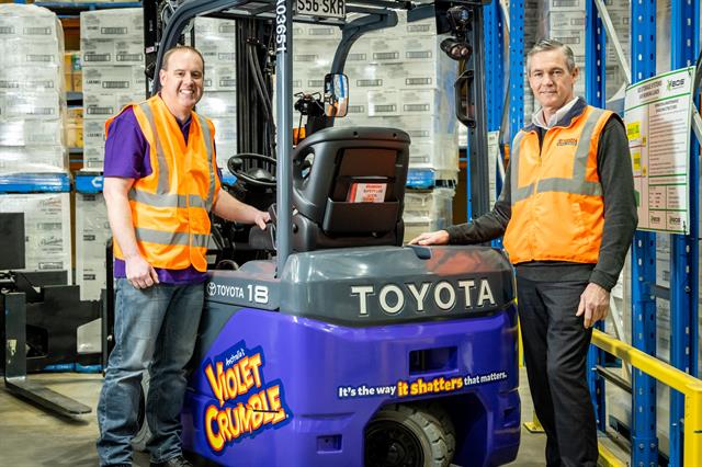 Robern Menz's Violet Crumble-themed <br />forklift