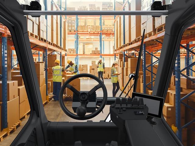 The forklifts from Semax give the driver maximum visibility when 
driving, loading and unloading.