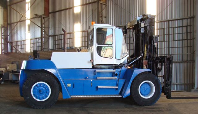 Big Lift Trucks's fleet now includes refurbished forklifts and container handlers.