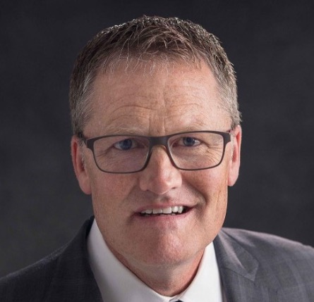David L Buss