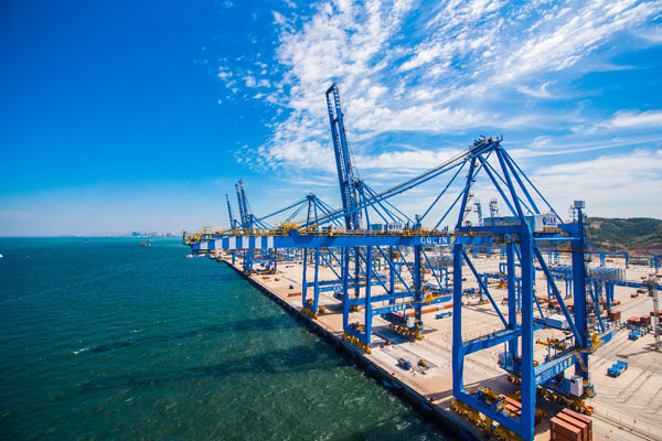 S Korea inspects Chinese cranes