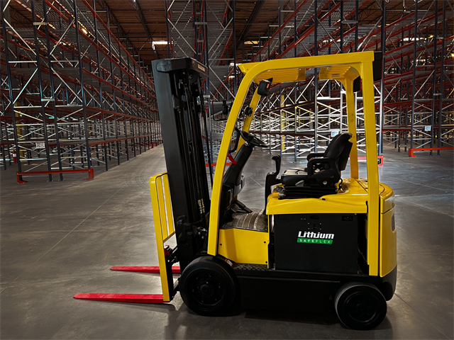 Green Cubes offers batteries that directly replace lead acid batteries as drop-in alternatives