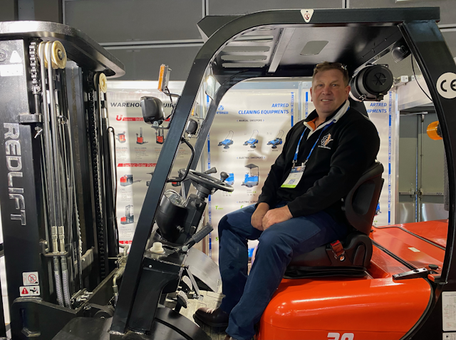 Tom Saint from Redlift.