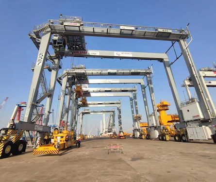 Cyber attacks target Australian ports
